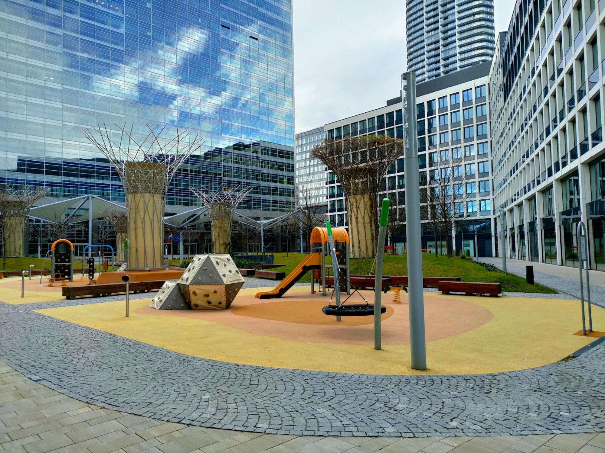 Sag Romantic 22 Floor Panorama City Free Parking Free Wifi Bratislava Exterior photo